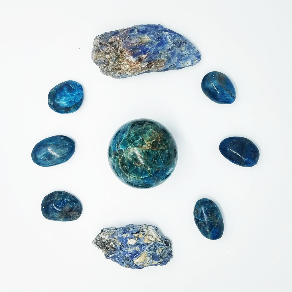 <img src="crystals.png" alt="crystals-and-gemstones-collection">