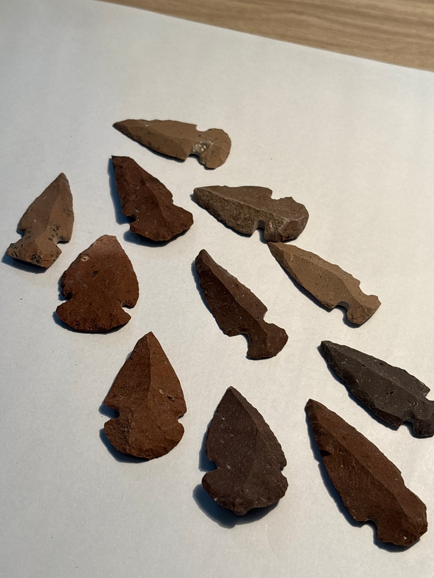 Arrowheads. Med