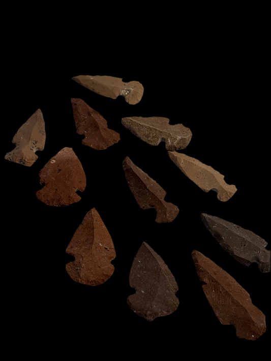 Arrowheads. Med
