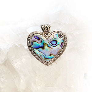 Open image in slideshow, Abalone Heart Pendant
