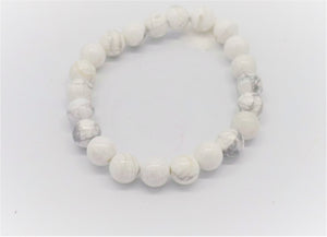 Open image in slideshow, Howlite Bead Bracelet
