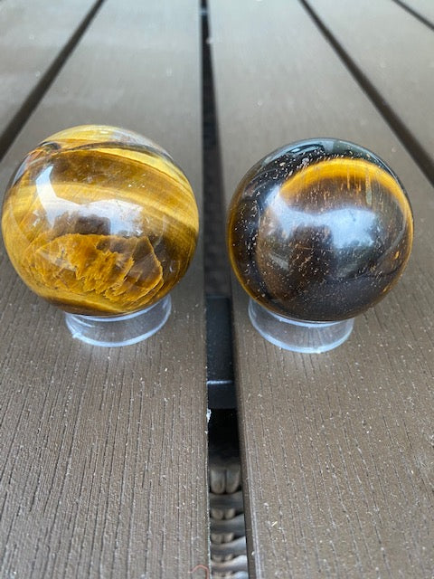 Tigers Eye : Sphere , Crystal Ball