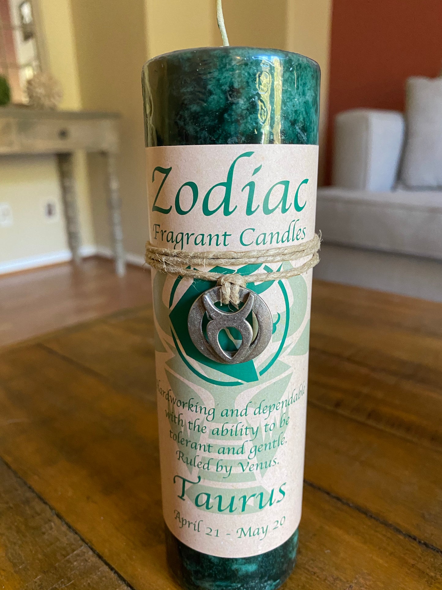Zodiac candle Taurus