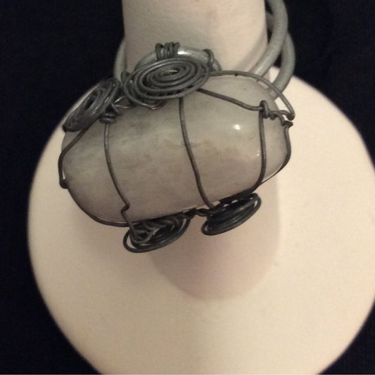 Wire Wrap Ring: Rainbow Moonstone